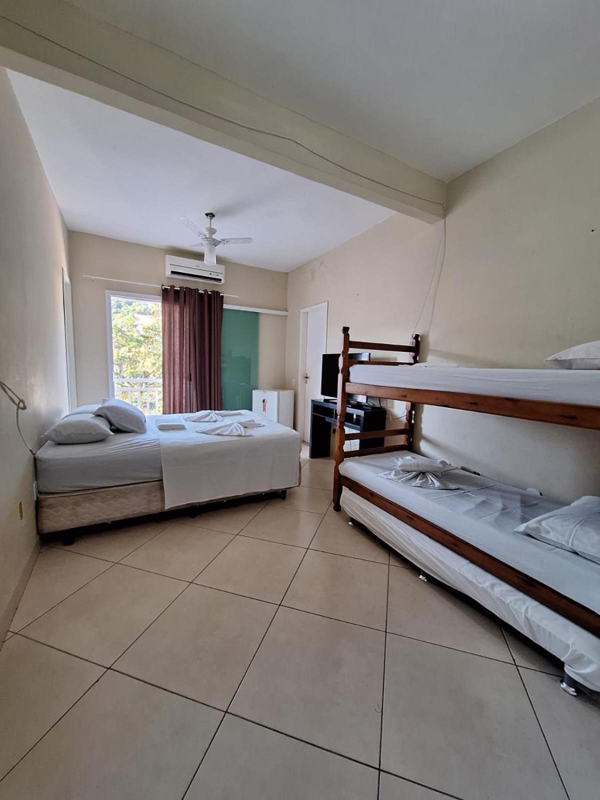 Hospedagem Recanto Dos Anjos Арраял-ду-Кабу Экстерьер фото